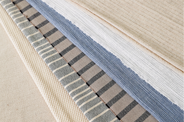 高島市で生産される「高島ちぢみ」や帆布などの綿織物