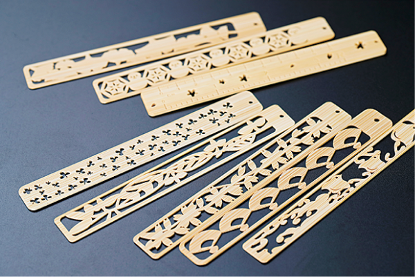 伝統技術を活用したしおり